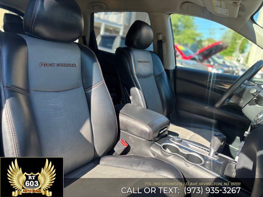 Used 2020 Nissan Pathfinder SV w/ Rock Creek Edition AWD/4WD image 13