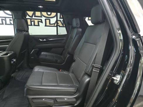 Used 2023 GMC Yukon Denali AWD/4WD image 10