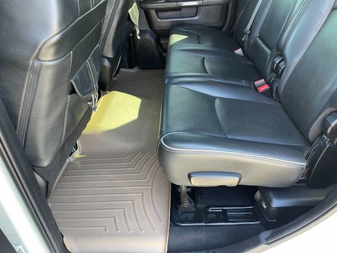 Used 2018 RAM 3500 Laramie Longhorn image 23