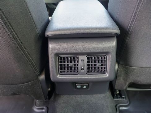 Used 2025 Toyota Camry LE FWD image 19
