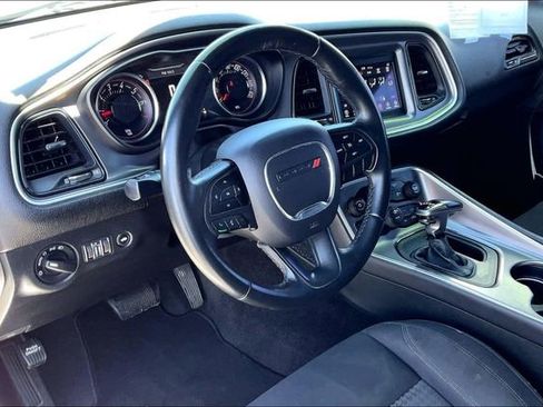 Used 2019 Dodge Challenger SXT RWD image 13