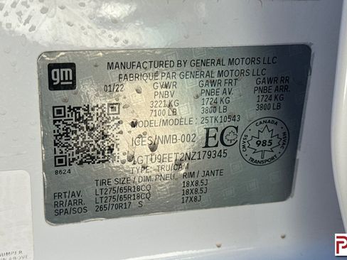 Certified 2022 GMC Sierra 1500 AT4 w/ AT4 Carbonpro Edition AWD/4WD image 34