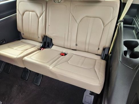 Certified 2022 Ford Expedition Limited image 31