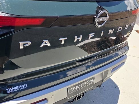 Used 2023 Nissan Pathfinder Platinum FWD image 42
