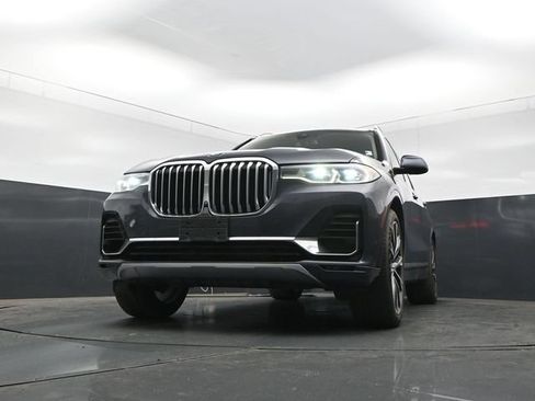 Used 2020 BMW X7 xDrive40i w/ Premium Package AWD/4WD image 26