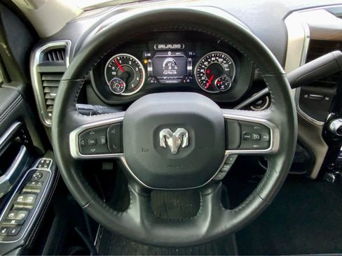 Used 2024 RAM 2500 Laramie AWD/4WD image 38