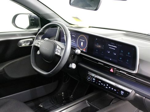 Used 2024 Hyundai Ioniq 6 SE RWD image 10