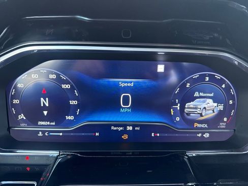 Used 2023 Chevrolet Silverado 1500 LT image 15