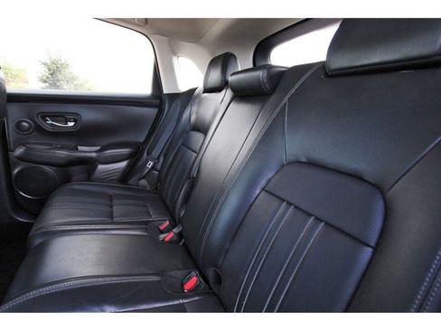 Used 2027 Honda HR-V EX-L image 32