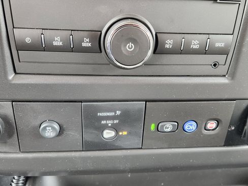 New 2025 Chevrolet Express 3500 w/ Power Convenience Package image 19