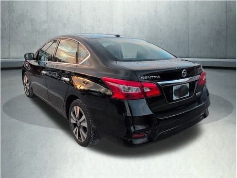 Used 2019 Nissan Sentra SV w/ Special Edition Package image 9