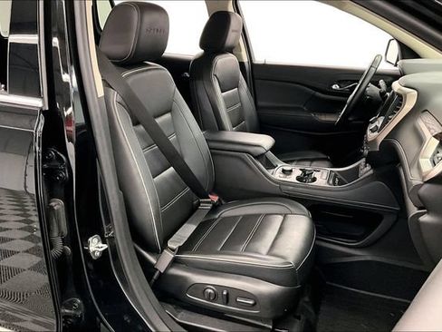 Used 2023 GMC Acadia Denali AWD/4WD image 8