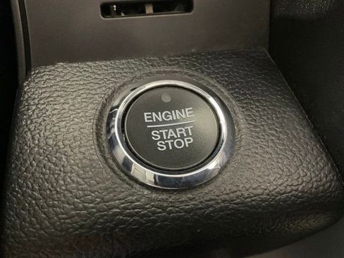 Used 2017 Ford F250 Lariat w/ Lariat Ultimate Package image 27