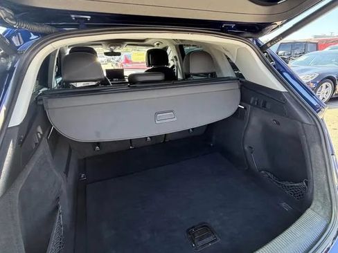 Used 2021 Audi Q5 2.0T Premium w/ Convenience Package AWD/4WD image 9