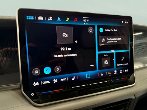 Certified 2025 Volkswagen Tiguan SE AWD/4WD image 16