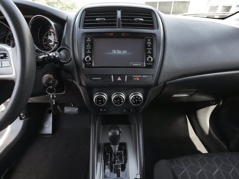 Used 2024 Mitsubishi Outlander Sport ES AWD/4WD image 21