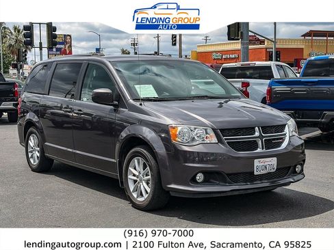 Used 2019 Dodge Grand Caravan SXT FWD image 5