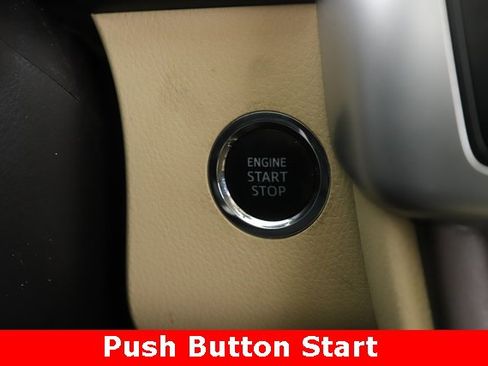 Used 2016 Toyota Highlander XLE image 23