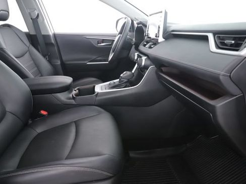 Used 2022 Toyota RAV4 Limited w/ Limited Grade Weather Package AWD/4WD image 31