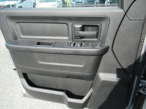 Certified 2024 RAM 3500 Tradesman w/ Chrome Appearance Group AWD/4WD image 21