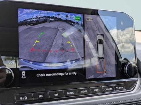 Used 2022 Nissan Rogue Platinum w/ Head-Up Display Package FWD image 23