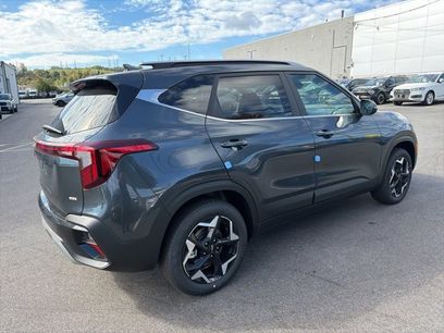 New 2026 Kia Seltos EX