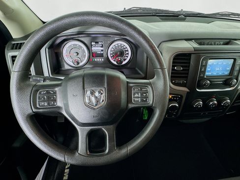 Used 2019 RAM 1500 Express w/ Express Value Package AWD/4WD image 10