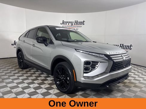 Used 2025 Mitsubishi Eclipse Cross LE AWD/4WD image 4