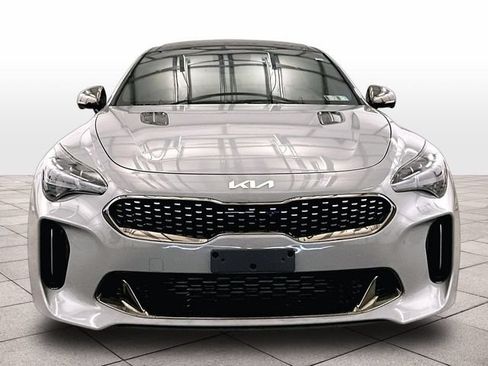 Used 2022 Kia Stinger GT2 AWD/4WD image 3