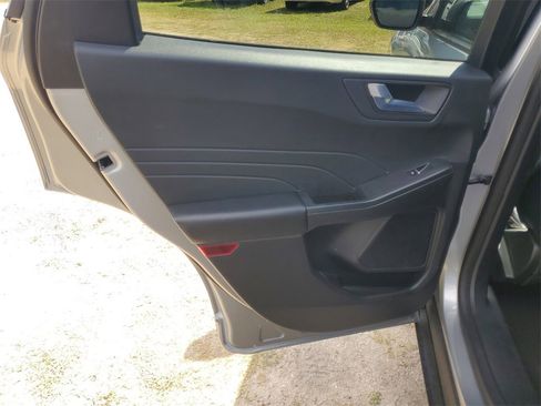 Used 2023 Ford Escape ST-Line image 32