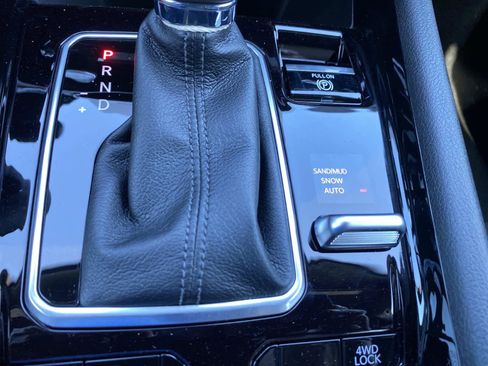 New 2026 Jeep Compass Limited image 14