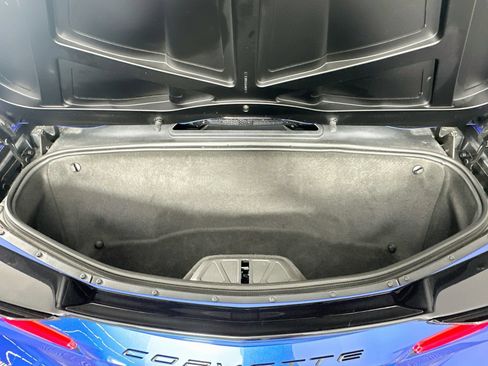 Used 2023 Chevrolet Corvette Stingray Premium Conv w/ Z51 Performance Package RWD image 26