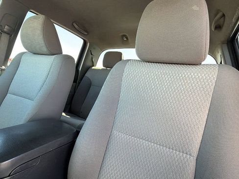 Used 2012 Toyota Tacoma 2WD Double Cab w/ Convenience Pkg image 11
