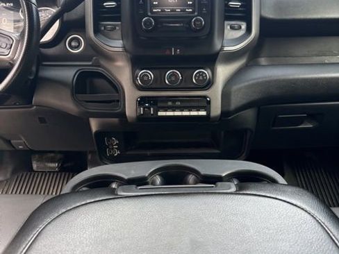 Used 2024 RAM 2500 Tradesman w/ Chrome Appearance Group image 7