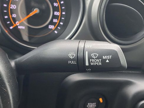 Used 2023 Jeep Gladiator Sport image 23