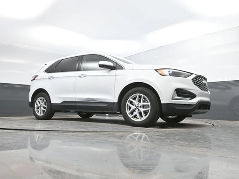 Used 2024 Ford Edge SEL AWD/4WD image 33