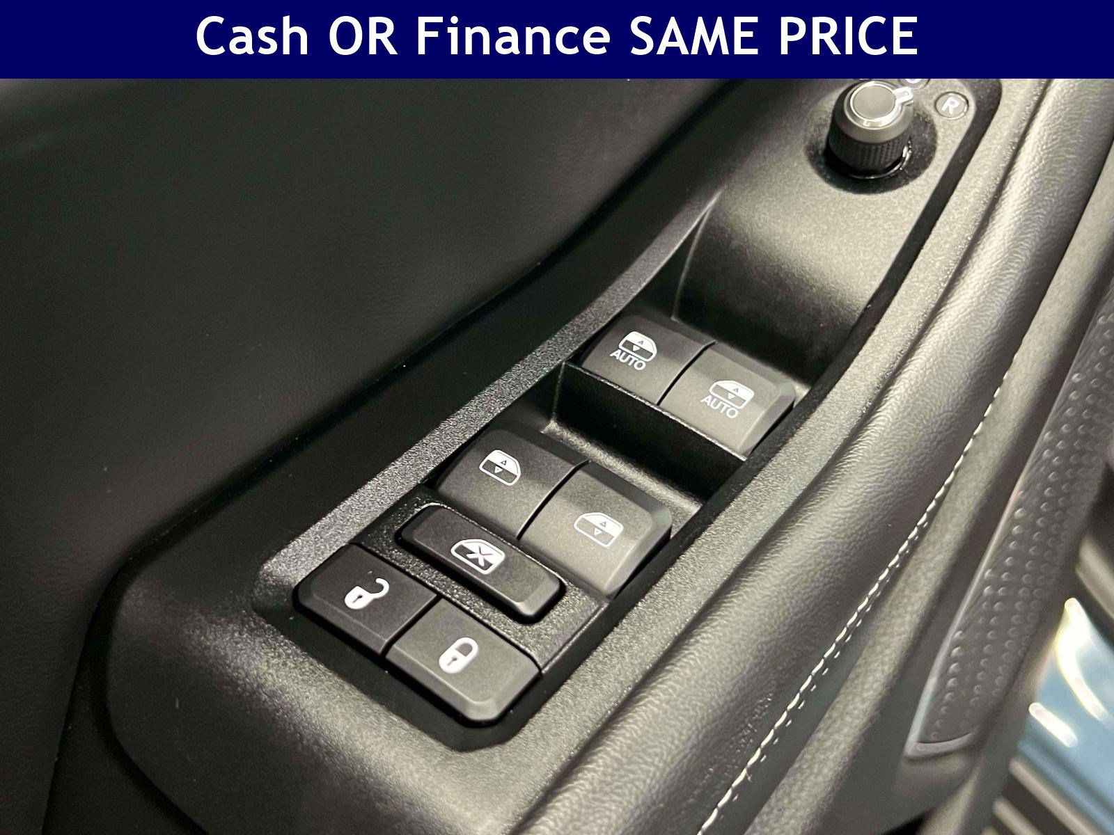 Used 2026 Jeep Grand Cherokee Limited w/ Limited Altitude Package AWD/4WD image 18
