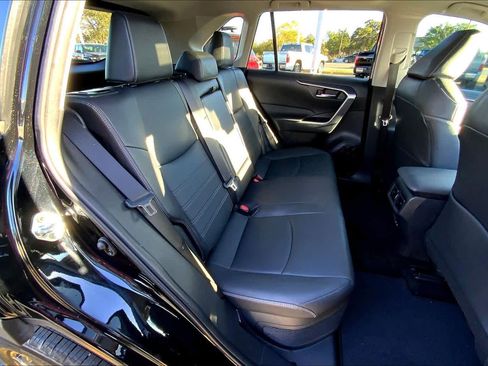 Used 2024 Toyota RAV4 XLE Premium image 37