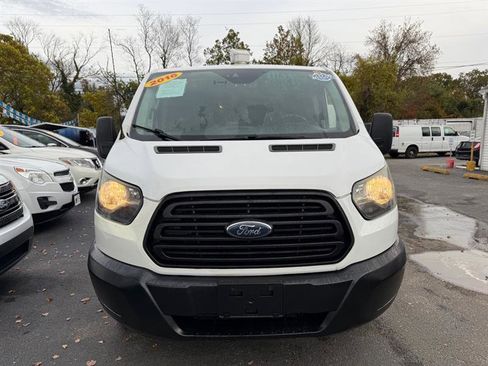 Used 2016 Ford Transit 250 130 Low Roof RWD image 5