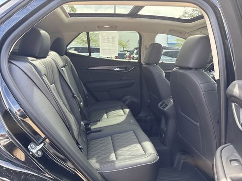 Used 2023 Buick Envision Avenir AWD/4WD image 17