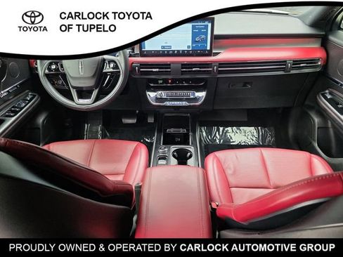 Used 2023 Lincoln Corsair Reserve w/ Jet Appearance Package image 19