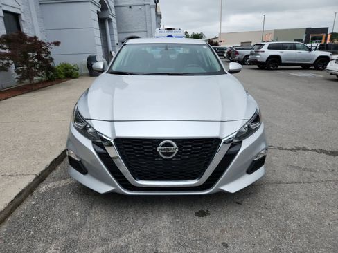 Used 2020 Nissan Altima 2.5 S FWD image 8