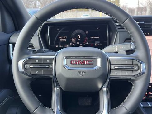 New 2026 GMC Terrain Elevation w/ Elevation Premium Package image 17