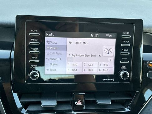 Used 2024 Toyota Camry SE FWD image 20