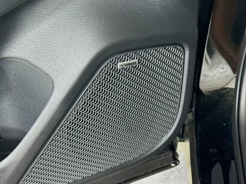 New 2026 Mitsubishi Outlander ES FWD image 19