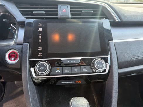 Used 2017 Honda Civic EX image 10