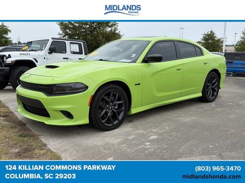 Used 2023 Dodge Charger R/T w/ Plus Group RWD image 3