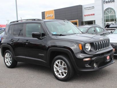 Used 2020 Jeep Renegade Latitude w/ Cold Weather Group