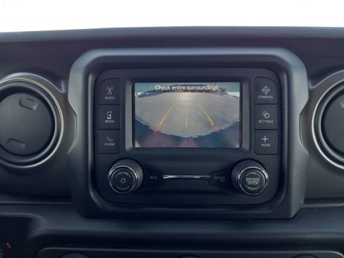 Used 2019 Jeep Wrangler Unlimited Sport S image 18