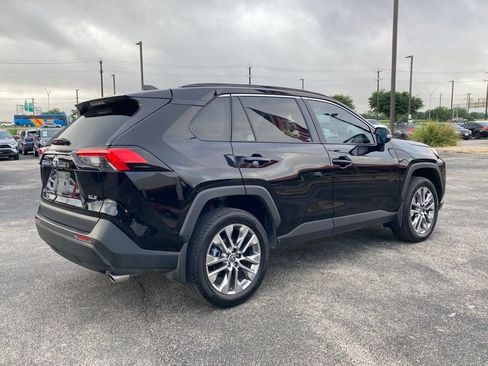 Certified 2025 Toyota RAV4 XLE Premium FWD image 5